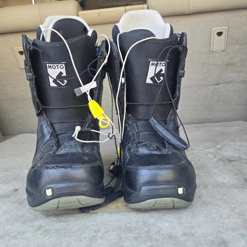 Burton Black Moto Snowboard Boots Size 7